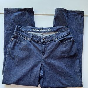 𝅺LLBEAN Favorite Jean Curvy Fit dark Blue Jeans size 10